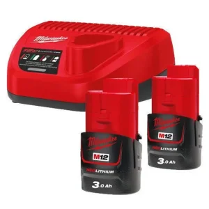 I lager Milwaukee M12 NRG-302 Batteri-/Laddpaket 2x3,0Ah